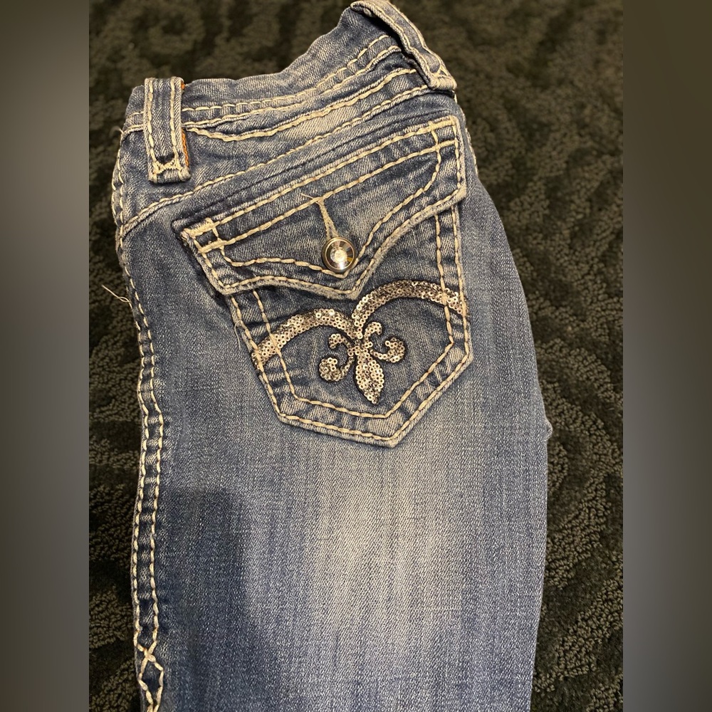 Rock revival/buckle jeans